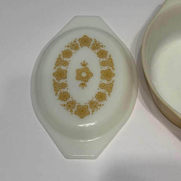 Vintage 70s Pyrex Butterfly Gold 1-1/2 Qt Oval Casserole Dish with lid 043/943 - Picture 4 of 15
